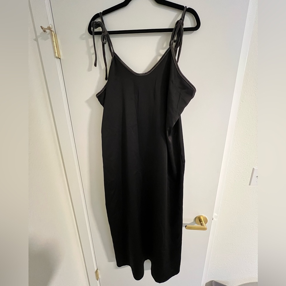 Nordstrom velvet trimmed nightgown size xl